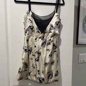 Chic 100% Silk Black and Cream Dress with Geometric Print